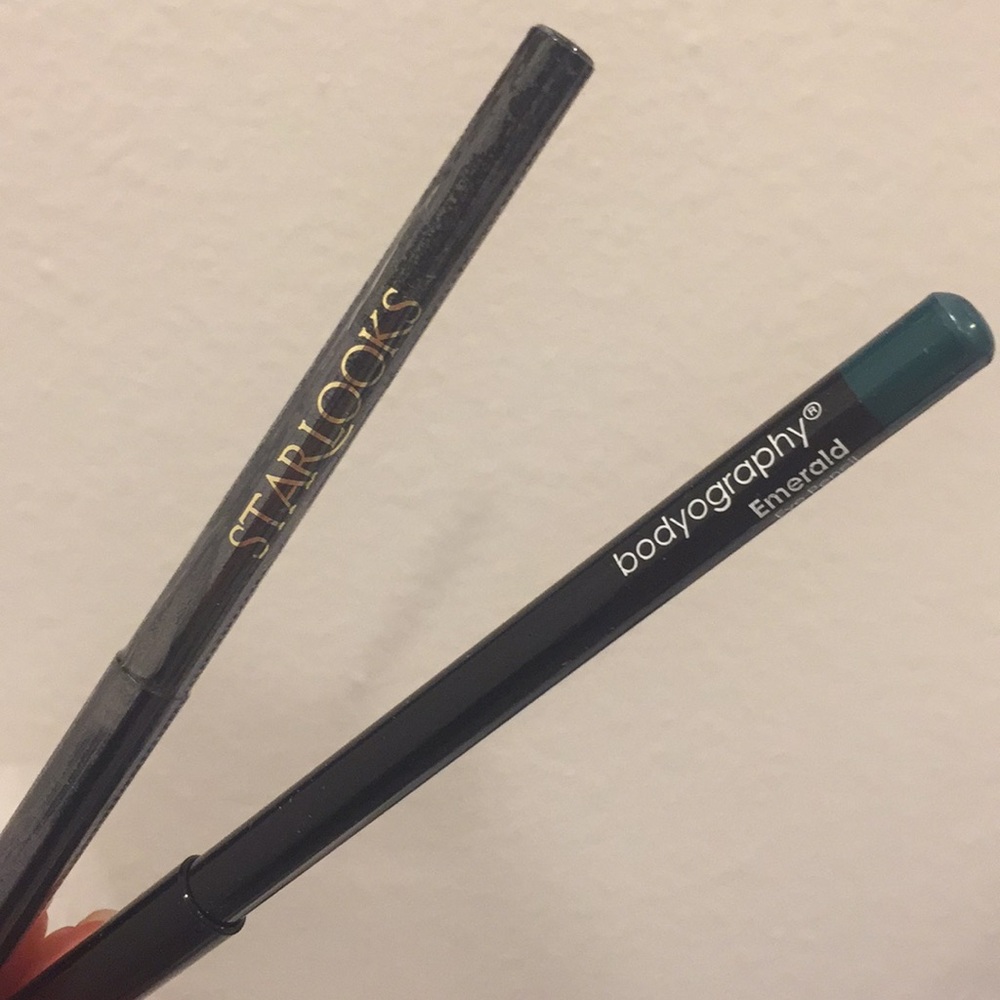 Eye liner pencil (Starlooks & Bodyography)